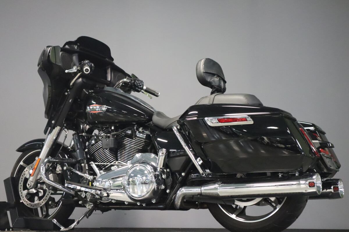 2024 Harley-Davidson Street Glide FLHX - Photo 6