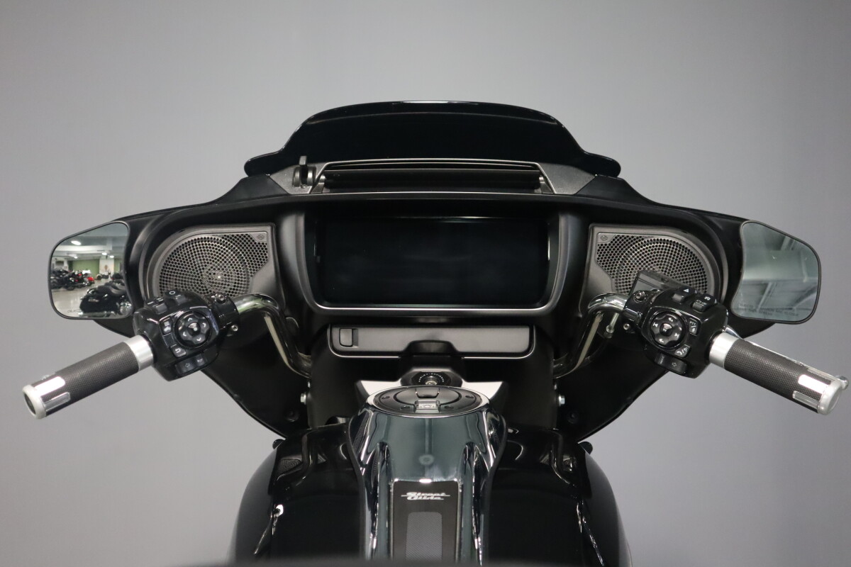 2024 Harley-Davidson® Street Glide® FLHX, photo 13