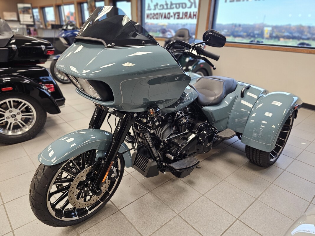 FLTRT 2024 Road Glide 3 - Photo 4