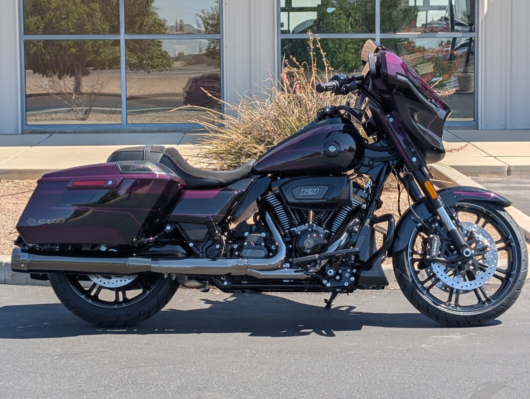 2025 Harley-Davidson CVO Street Glide