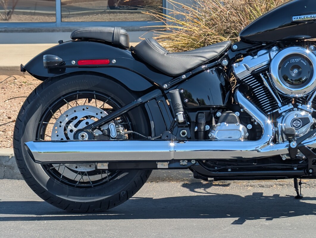 2025 Harley-Davidson Street Bob - Photo 8