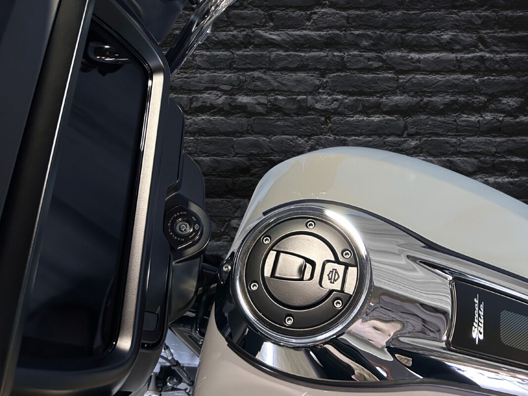 2025 Harley-Davidson Street Glide Billiard Gray - Photo 9