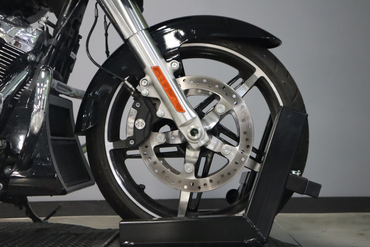 2024 Harley-Davidson Street Glide FLHX - Photo 10