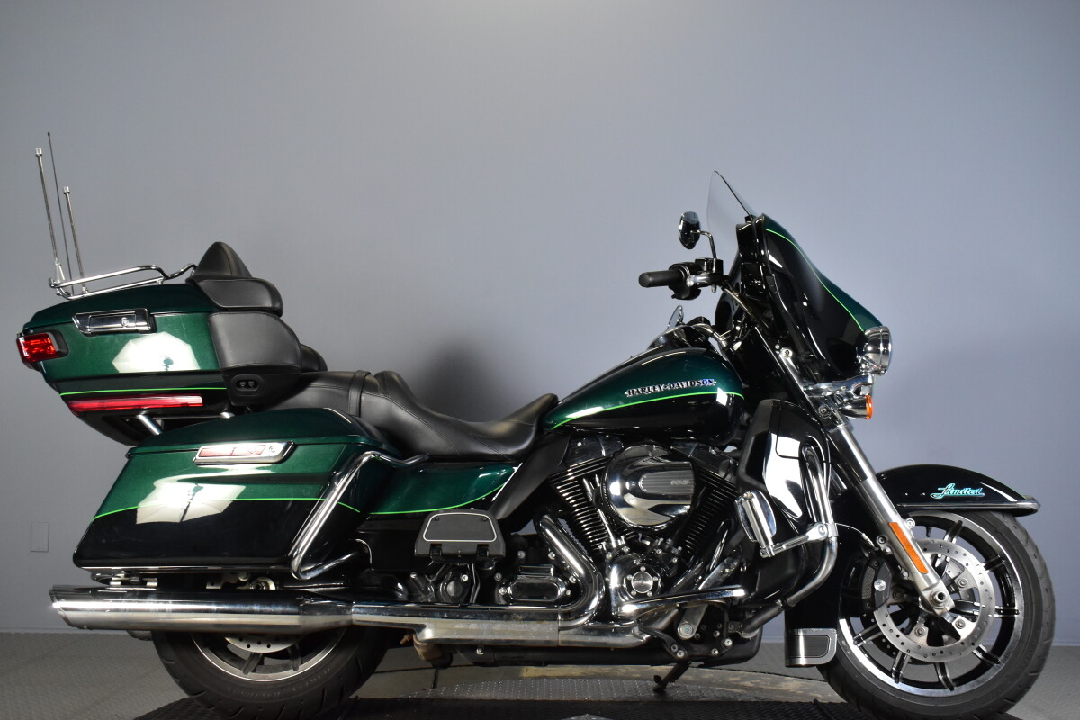 2015 Electra Glide Ultra Limited | Volcano Harley-Davidson®