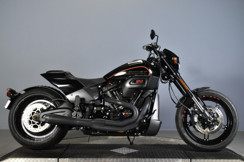 2019 Harley-Davidson® FXDR™ 114 FXDRS