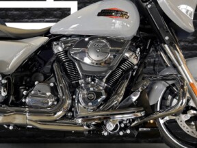 2025 Harley-Davidson<sup>®</sup> Street Glide™ Billiard Gray thumb 1