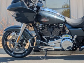 2025 Harley-Davidson® Road Glide® thumb 0