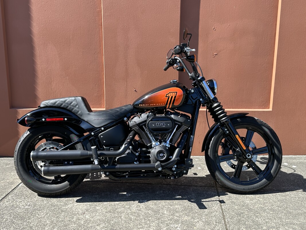 Harley-Davidson 本革 Harley-Davidson® Men's Windon 6.25-Inch Black Motorcycle