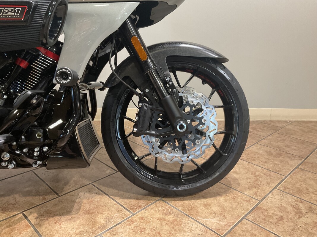 2025 Harley-Davidson CVO Road Glide ST Mercury Silver FLTRXSTSE - Photo 7