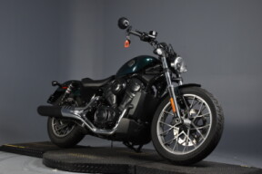 2025 Harley-Davidson® Nightster™ Special RH975S thumb 2