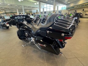 2021 Harley-Davidson Ultra Limited FLHTK thumb 1