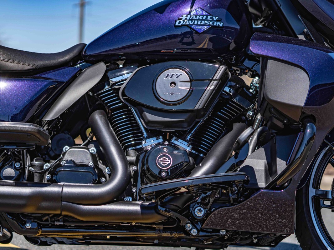 FLHXU 2025 Street Glide Ultra - Photo 10
