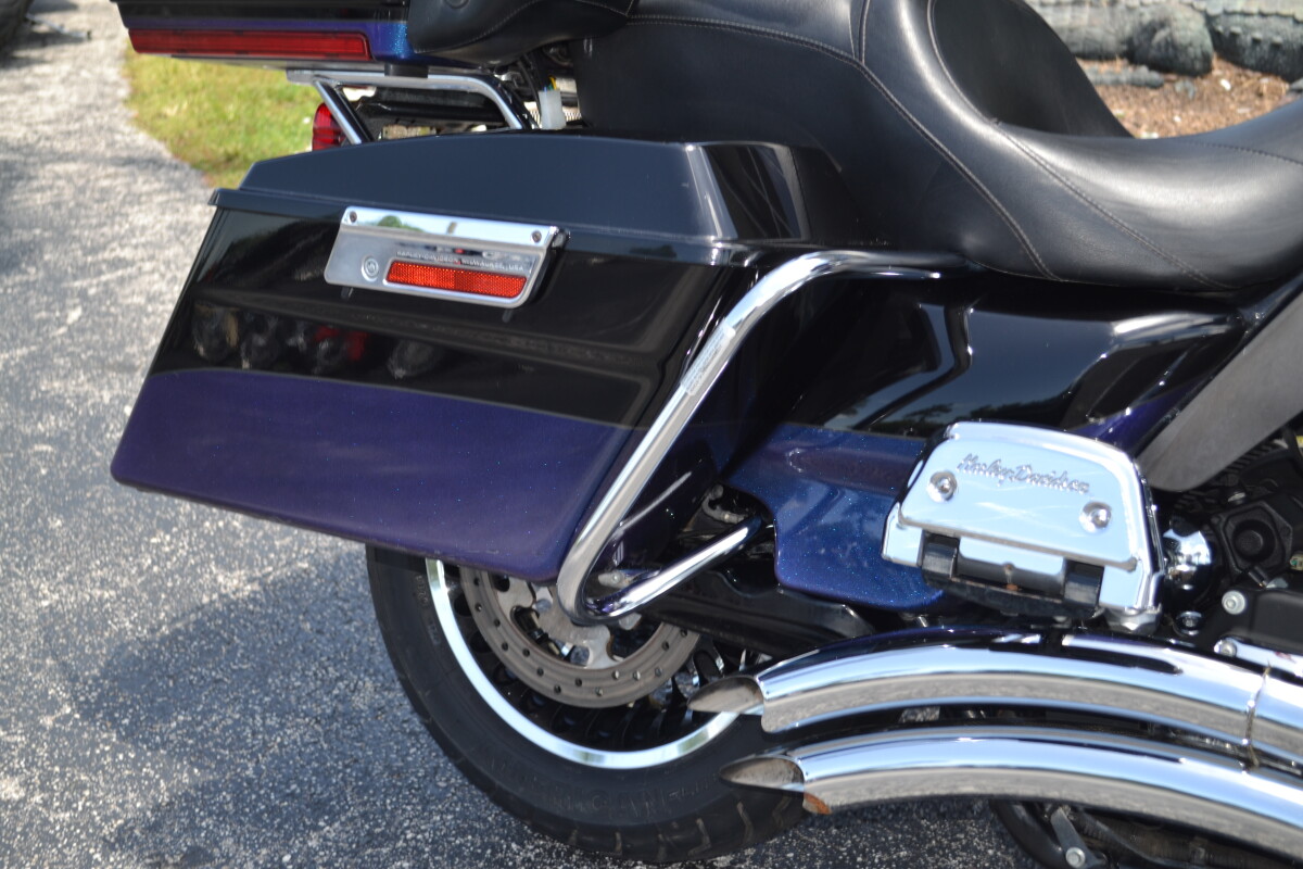 2010 Harley-Davidson Electra Glide Ultra Limited - FLHTK - Photo 5