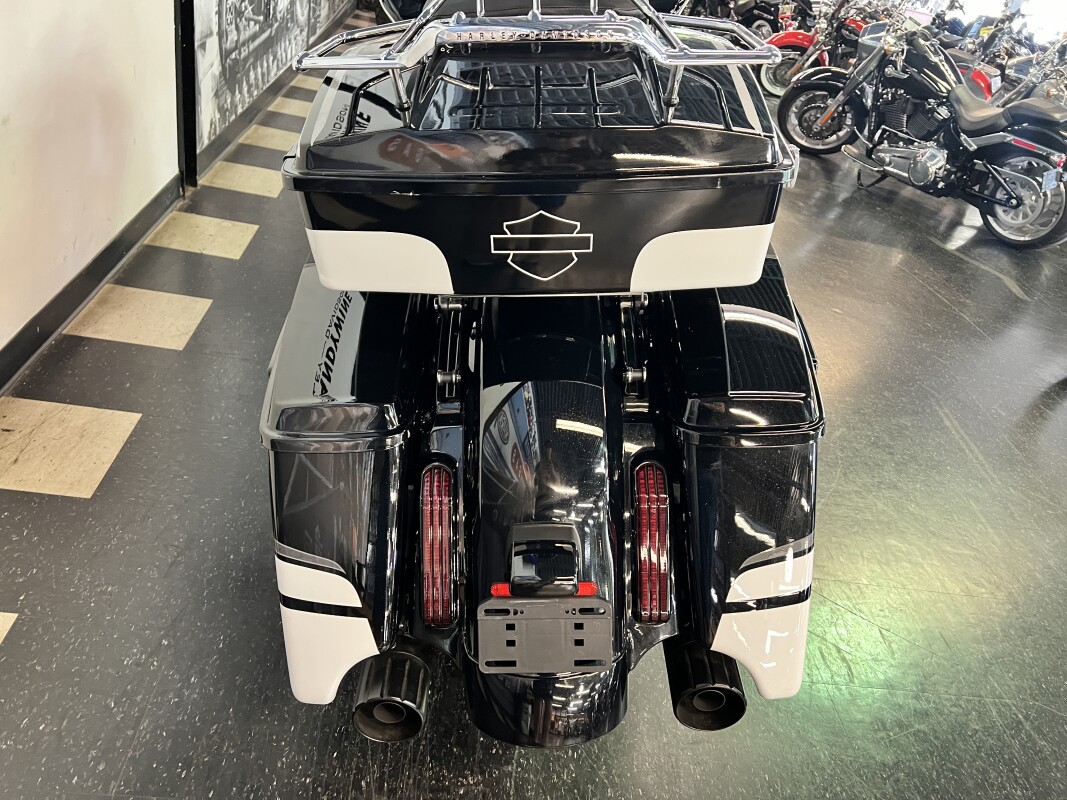 2016 Harley-Davidson Road Glide Special Solar Eclipse FLTRXS - Photo 8