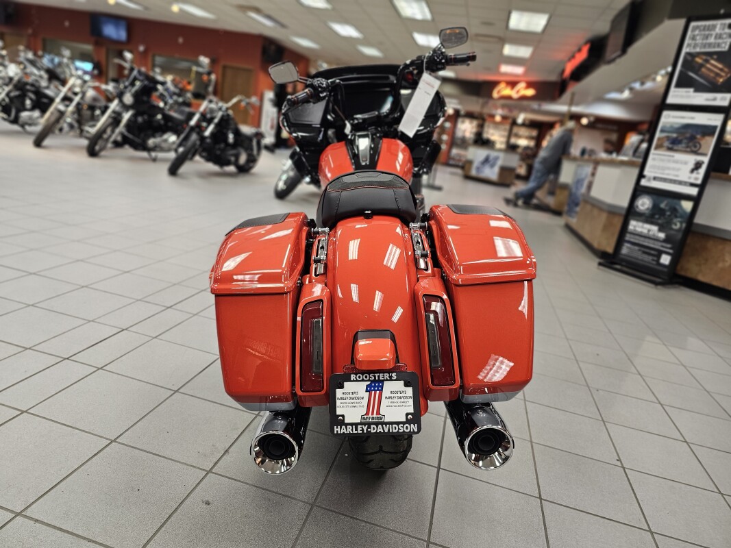 FLTRXSE 2024 CVO Road Glide - Photo 6