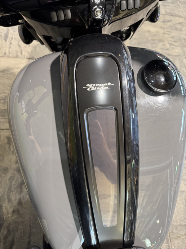 2022 Harley-Davidson® Street Glide® Special, photo 17