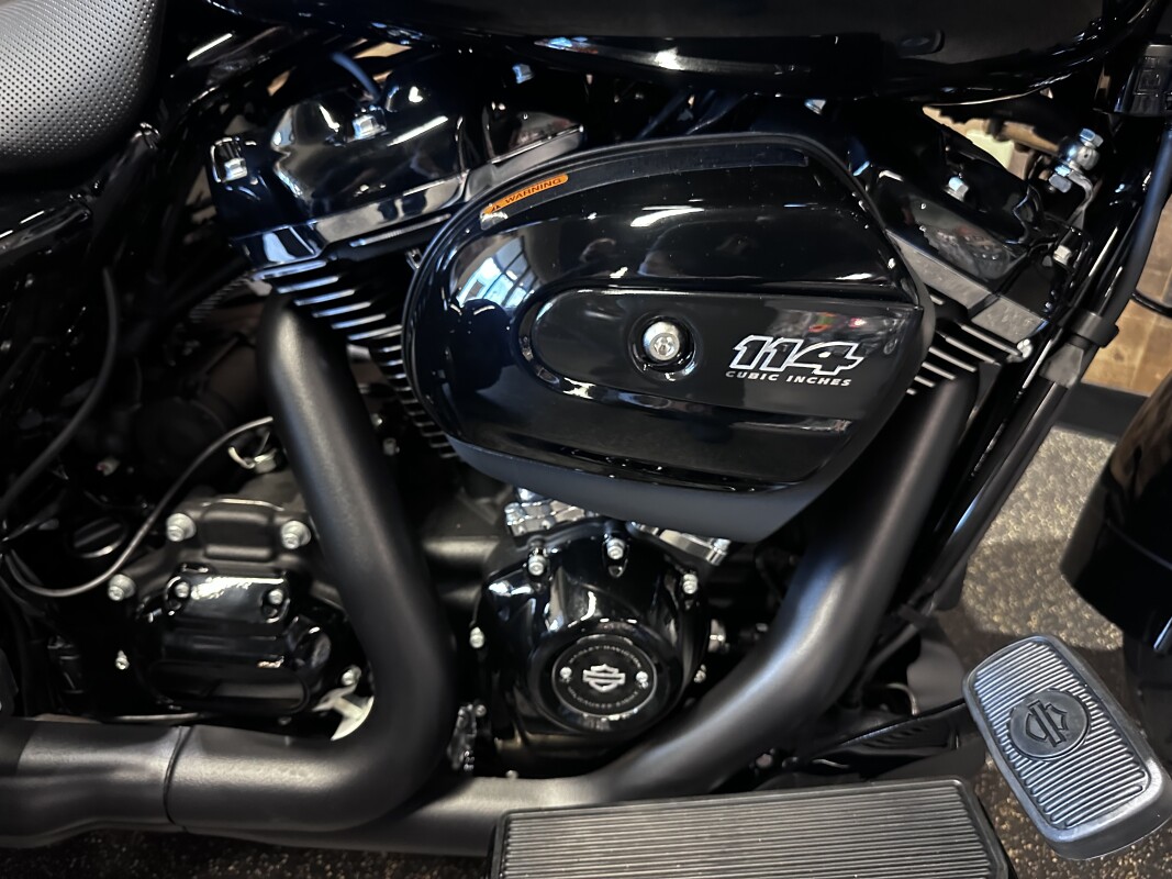 2025 Harley-Davidson Road Glide 3 Black FLTRT - Photo 7