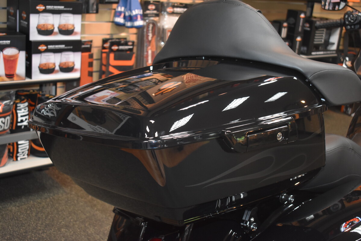 FLTRX 2025 Road Glide - Photo 4