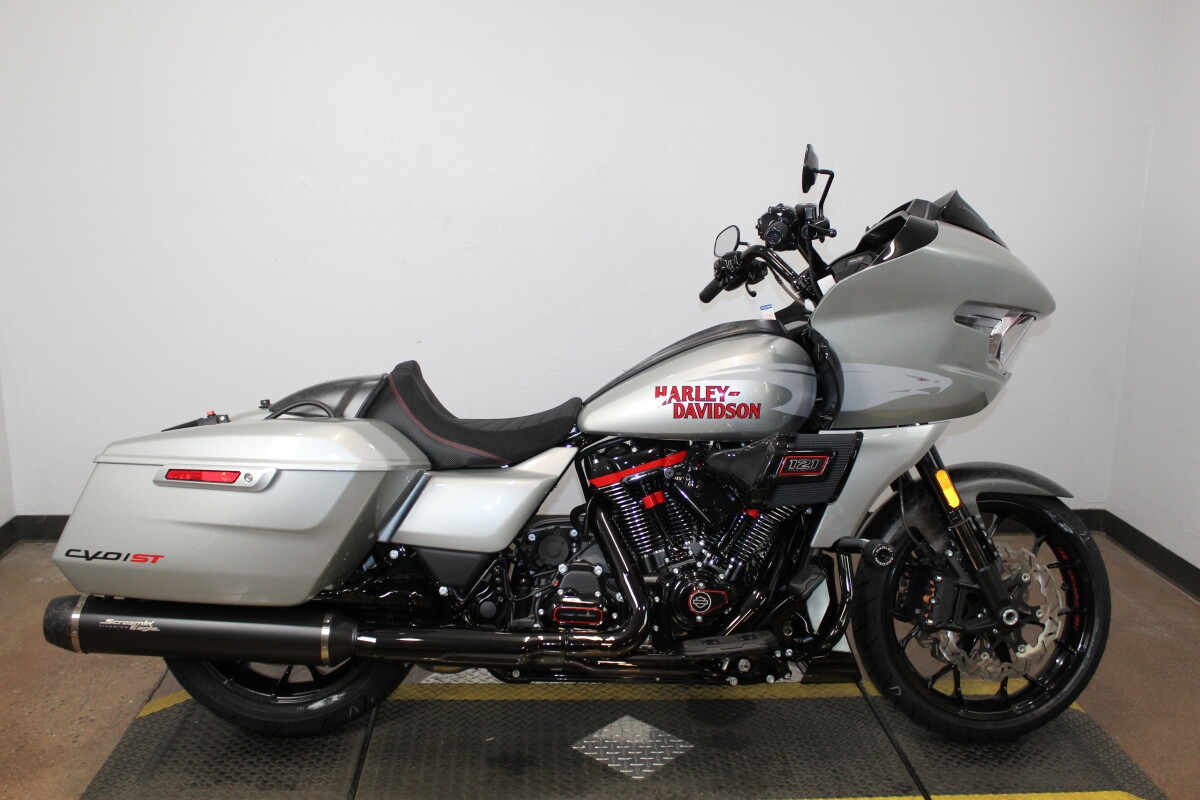 Harley-Davidson CVO Road Glide ST 2025 FLTRXSTSE 84614790 MERCURY SILVER