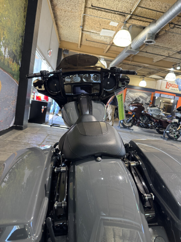 2022 Harley-Davidson® Street Glide® Special, photo 22