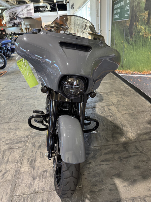 2022 Harley-Davidson® Street Glide® Special, photo 7