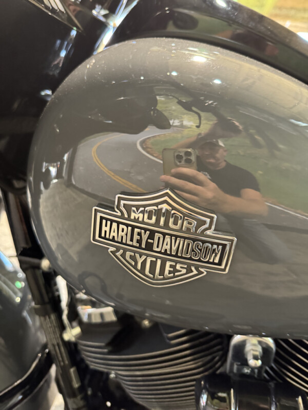 2022 Harley-Davidson® Street Glide® Special, photo 13