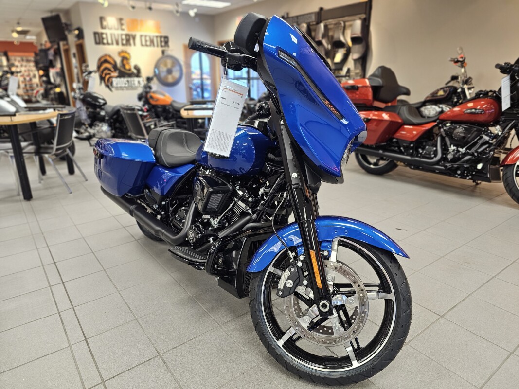 FLHX 2024 Street Glide - Photo 2