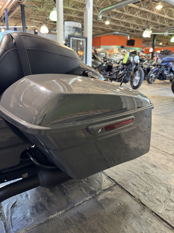 2022 Harley-Davidson® Street Glide® Special, photo 16