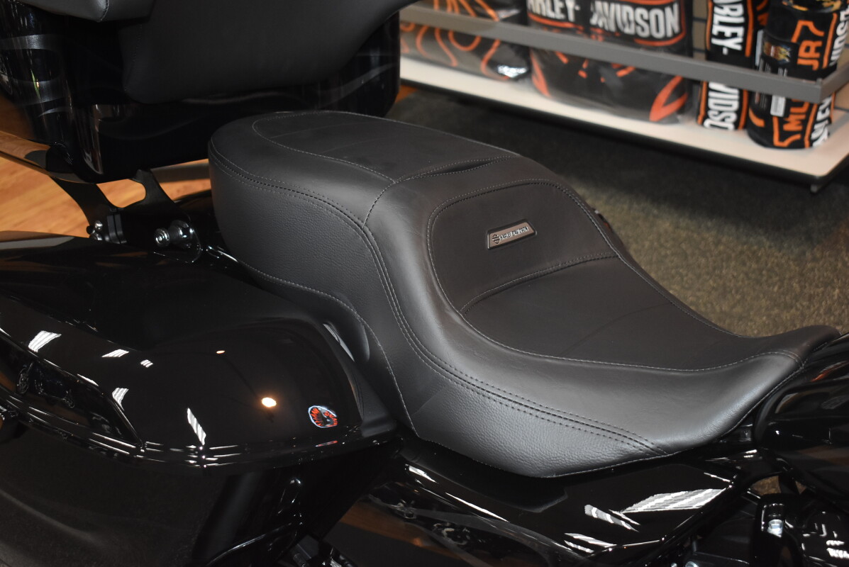 FLTRX 2025 Road Glide - Photo 10