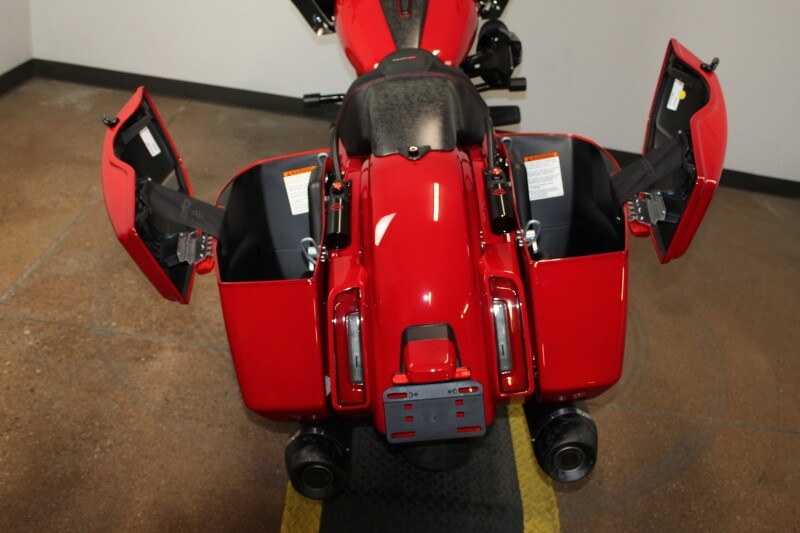 Harley-Davidson CVO Road Glide ST 2025 FLTRXSTSE 84614787 RALLY RED - Photo 10