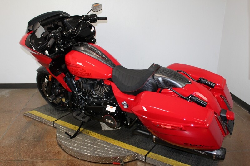 Harley-Davidson CVO Road Glide ST 2025 FLTRXSTSE 84614807 RALLY RED - Photo 9