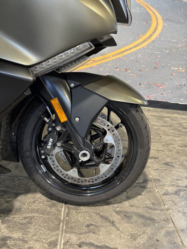 2024 K1600B, 1400 miles! - Photo 7