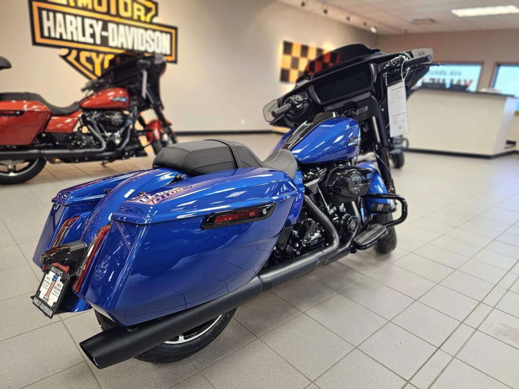 FLHX 2024 Street Glide - Photo 8