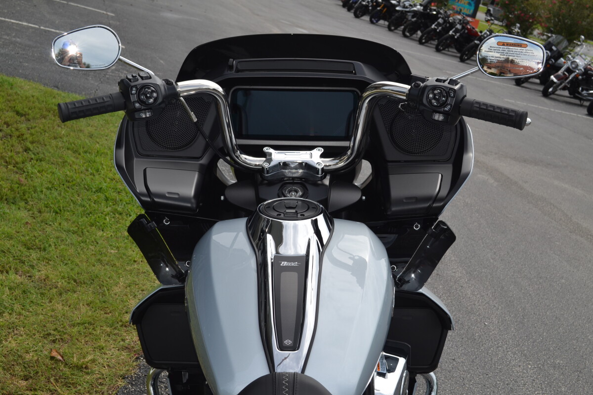 2025 Harley-Davidson Road Glide Atlas Silver Metallic - FLTRX - Photo 9