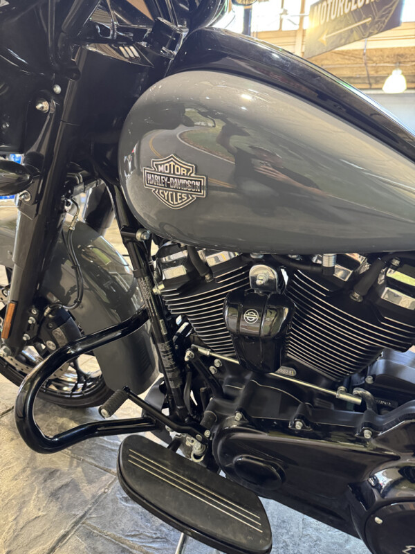 2022 Harley-Davidson® Street Glide® Special, photo 12