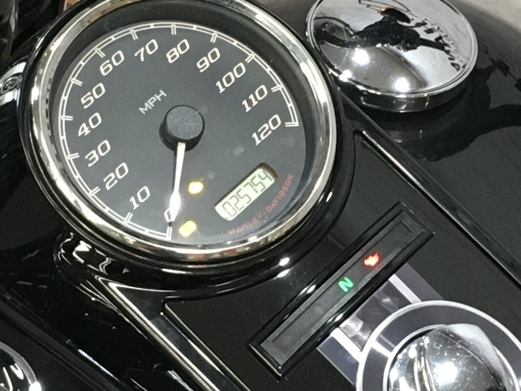 2017 Harley-Davidson Road King Special Vivid Black FLHRXS - Photo 5