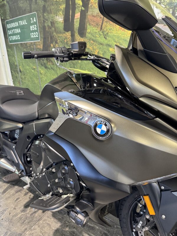 2024 K1600B, 1400 miles! - Photo 2