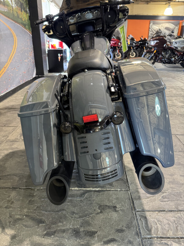 2022 Harley-Davidson® Street Glide® Special, photo 23