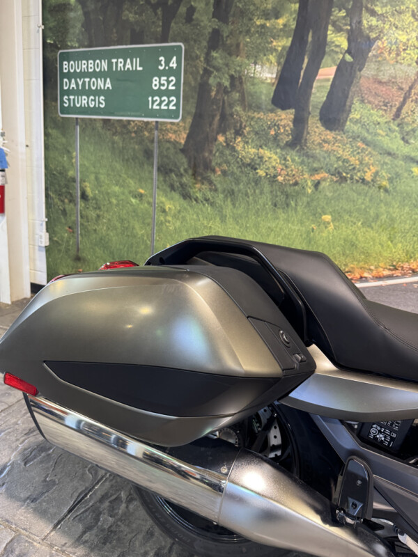 2024 K1600B, 1400 miles! - Photo 6