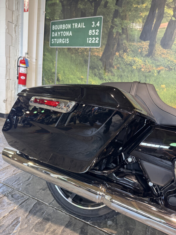 2025 Harley-Davidson Road Glide - Photo 5