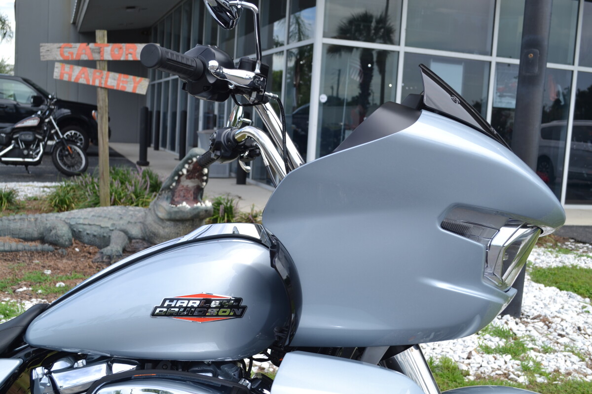 2025 Harley-Davidson Road Glide Atlas Silver Metallic - FLTRX - Photo 4