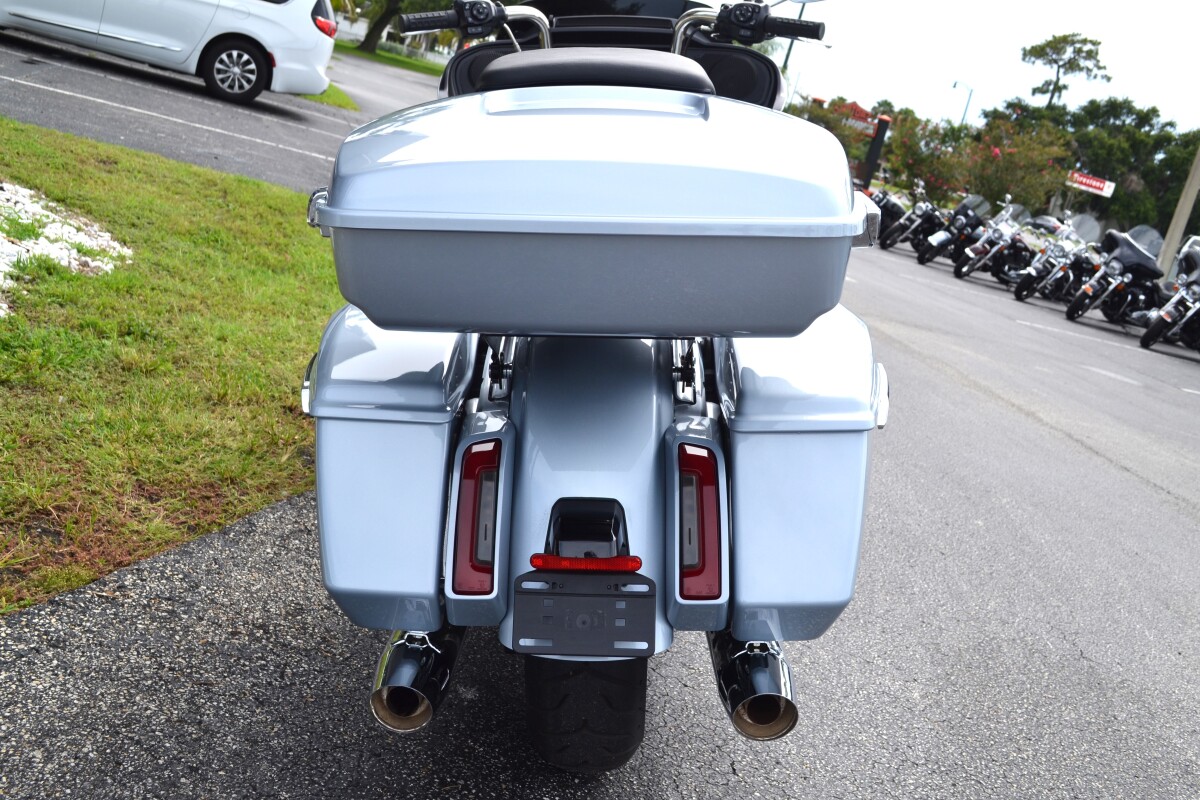 2025 Harley-Davidson Road Glide Atlas Silver Metallic - FLTRX - Photo 8
