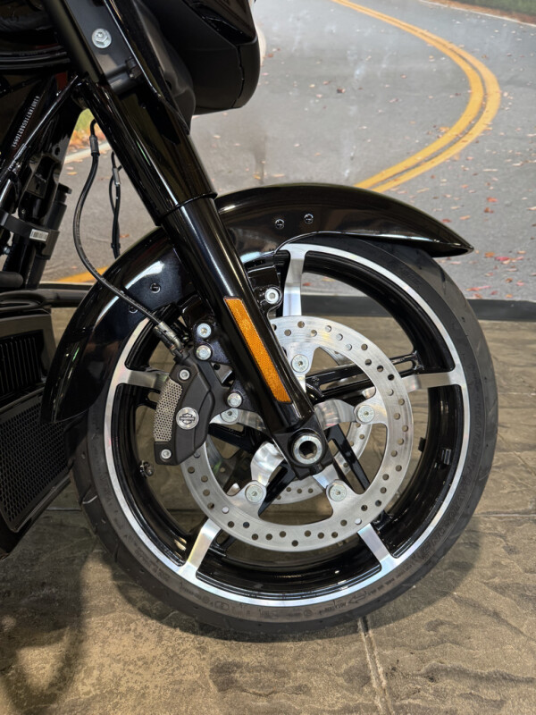 2025 Harley-Davidson Street Glide - Photo 7