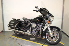 2022 Harley-Davidson Police Electra Glide Grand American Touring thumb 1