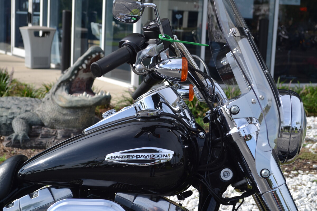 2016 Harley-Davidson Switchback - FLD103 - Photo 3