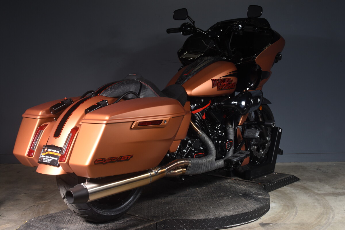 2024 Harley-Davidson CVO Road Glide ST FLTRXSTSE - Photo 9