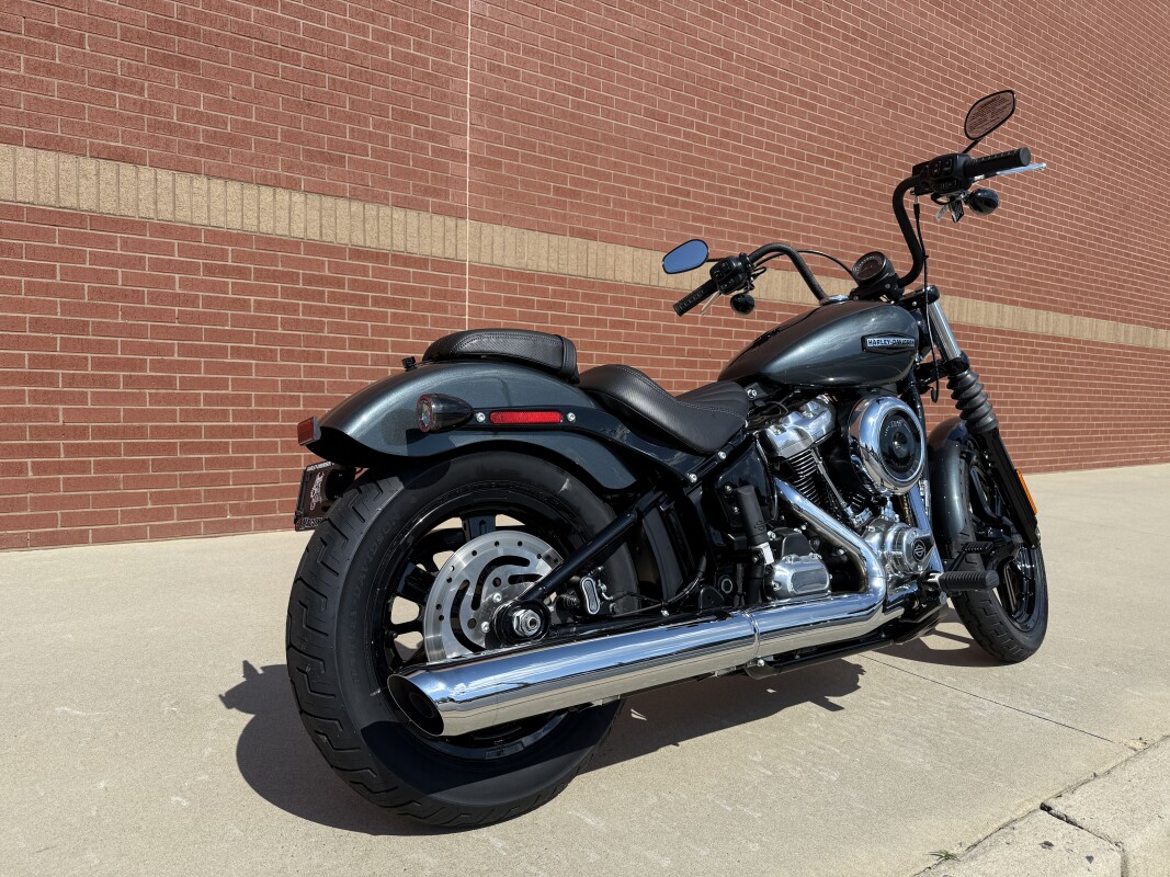 FXBB 2025 Street Bob - Photo 3