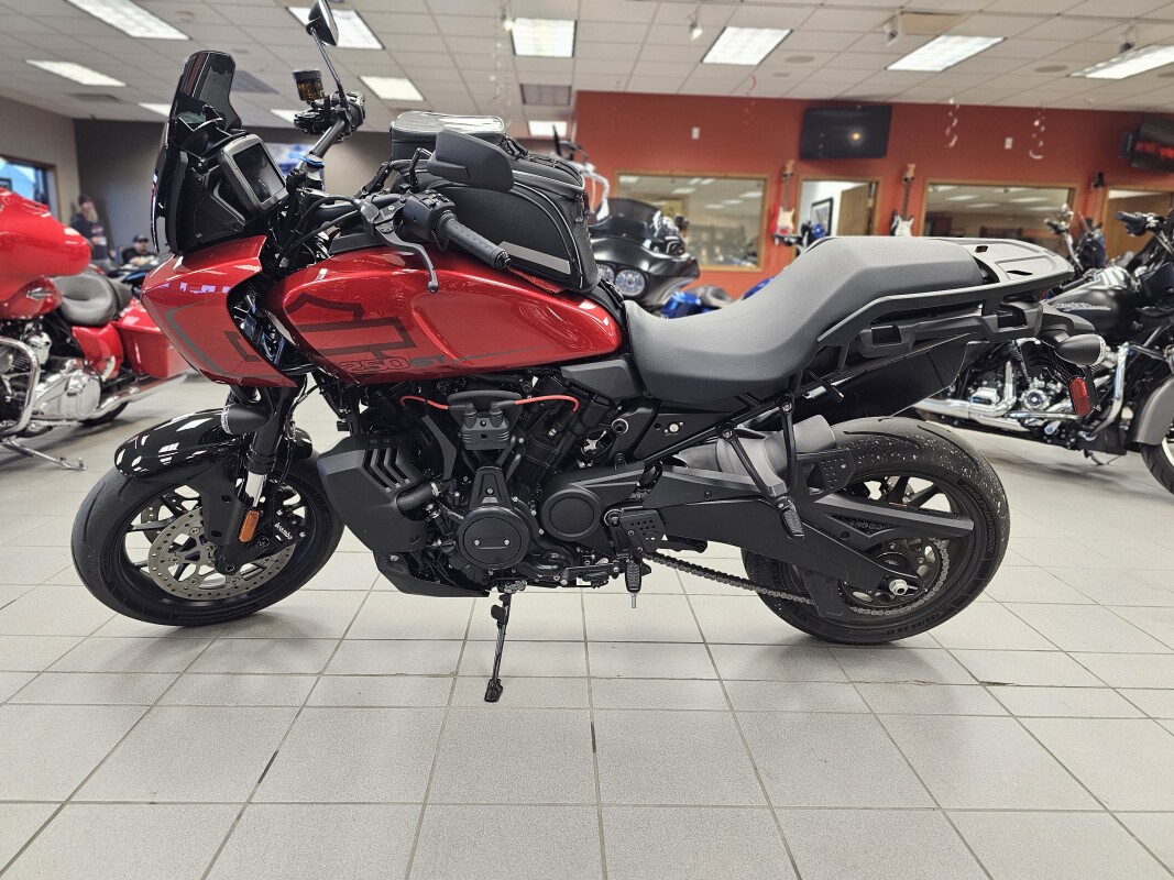 RA1250ST 2025 Pan America 1250 ST - Photo 5