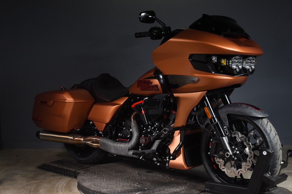 2024 Harley-Davidson CVO Road Glide ST FLTRXSTSE - Photo 2