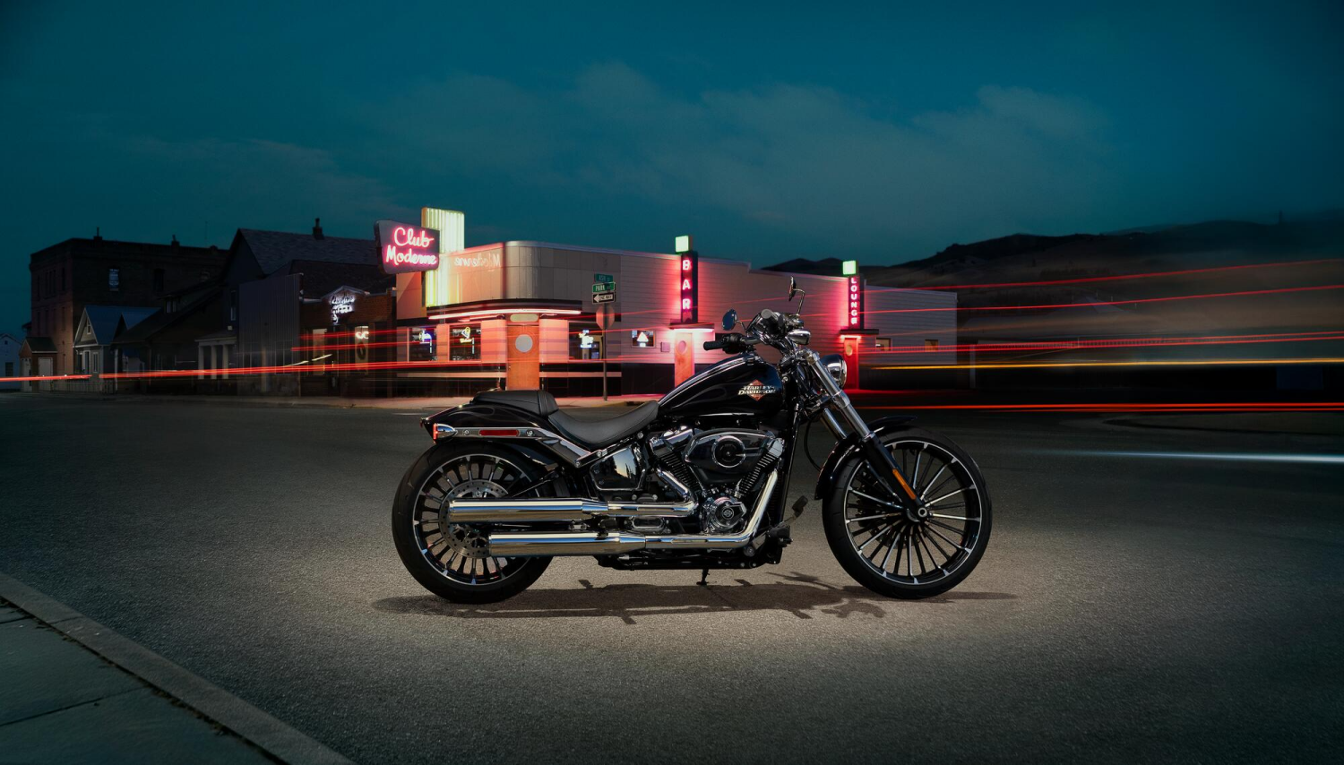 受注開始】2025 ブレイクアウト＆ローライダーST | Harley-Davidson® 湘南
